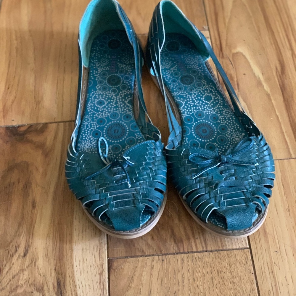 Forever 21 flats